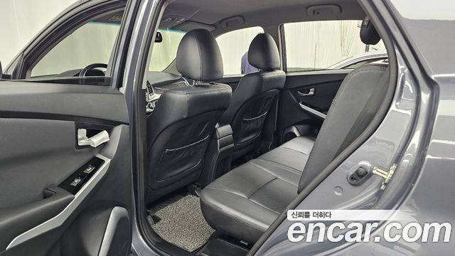 KG Mobility (SsangYong) Style Korando C 2.2 RX 2WD DLX 2018 — фото 12