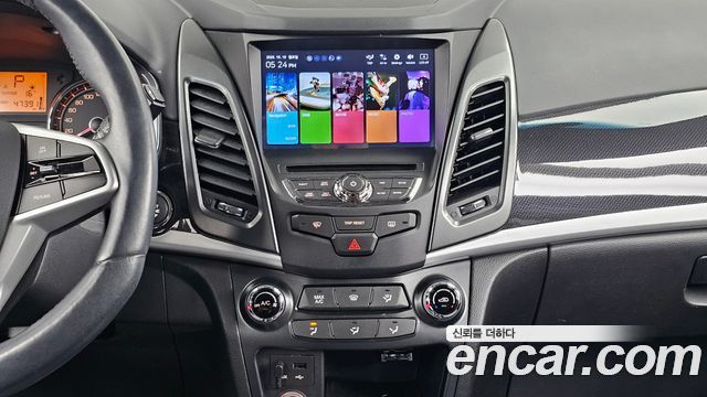 KG Mobility (SsangYong) Style Korando C 2.2 RX 2WD DLX 2018 — фото 18