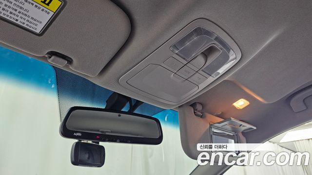 KG Mobility (SsangYong) Style Korando C 2.2 RX 2WD DLX 2018 — фото 20
