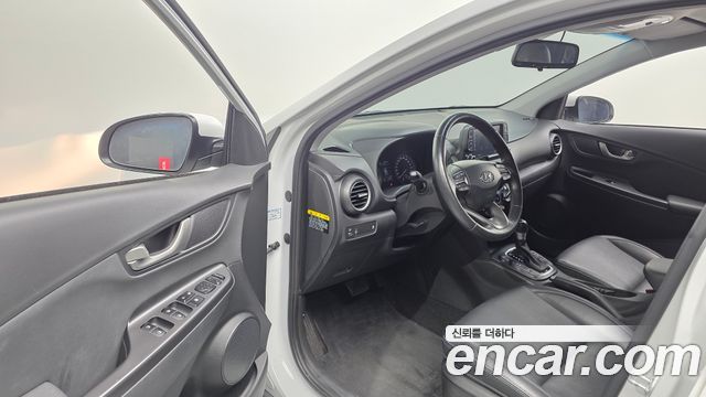Hyundai Kona 1.6 Turbo 2WD Modern pop 2018 — фото 10