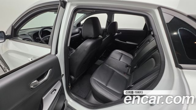 Hyundai Kona 1.6 Turbo 2WD Modern pop 2018 — фото 26