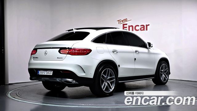 Mercedes-Benz GLE-Class (W166) GLE350 d 4MATIC Coupe 2018 — фото 2