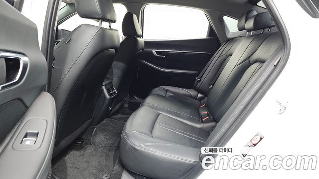 Hyundai Sonata (DN8) 2.0 LPG(rental car) Premium 2023 — фото 11