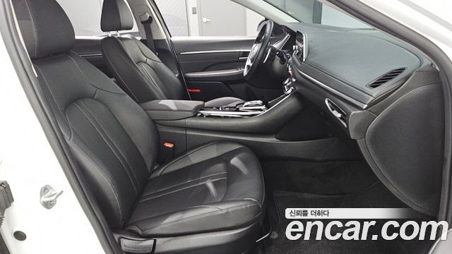 Hyundai Sonata (DN8) 2.0 LPG(rental car) Premium 2023 — фото 12