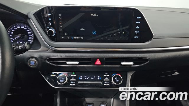 Hyundai Sonata (DN8) 2.0 LPG(rental car) Premium 2023 — фото 16