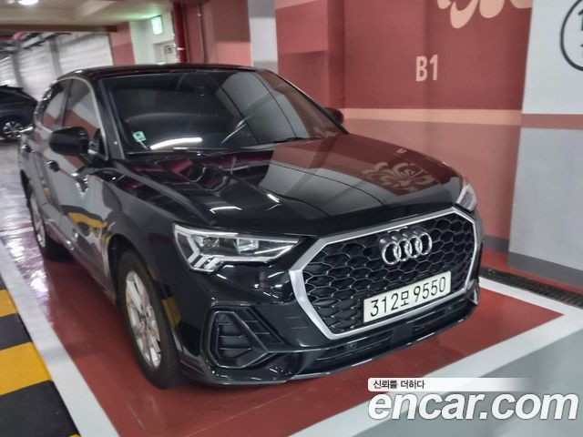 Audi Q3 (F3) 35 TDI Sportback 2022 — фото 2