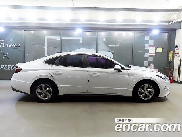 Hyundai Sonata (DN8) 2.0 LPG(rental car) Smart 2020 — фото 3