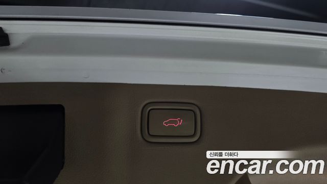Kia Carnival 9-seater Noblesse 2018 — фото 15
