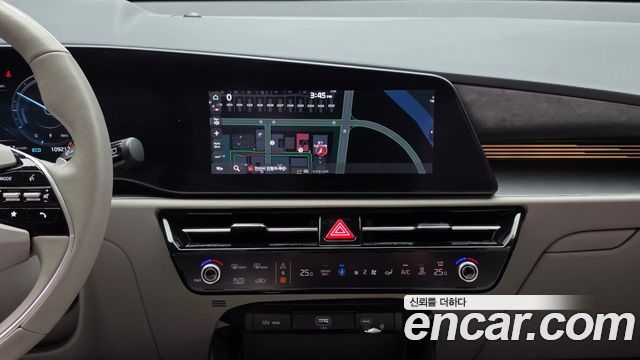 Kia Niro EV Earth 2023 — фото 13