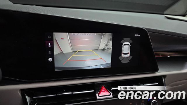 Kia Niro EV Earth 2023 — фото 15