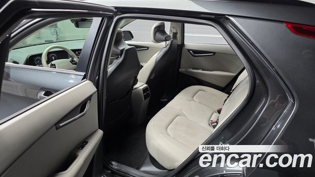 Kia Niro EV Earth 2023 — фото 27