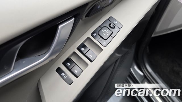 Kia Niro EV Earth 2023 — фото 36