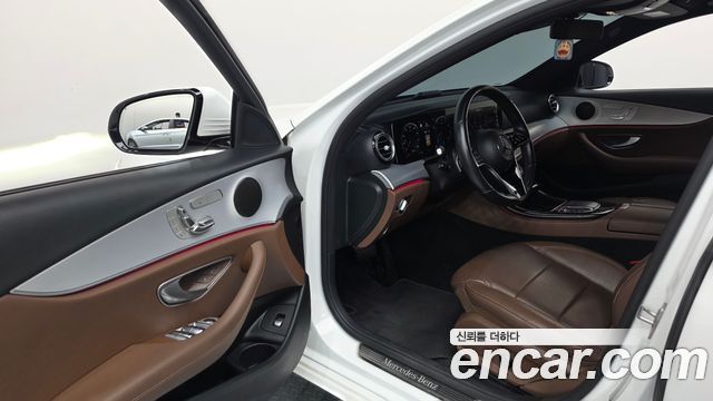 Mercedes-Benz E-Class (W213) E250 Avantgarde 2021 — фото 10