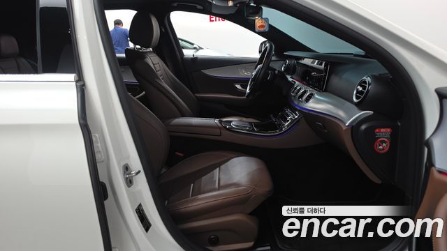 Mercedes-Benz E-Class (W213) E250 Avantgarde 2021 — фото 26