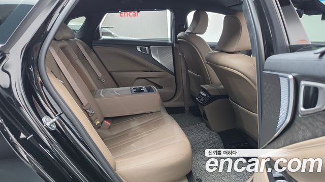 Kia K8 2.5 Gasoline 2WD Noblesse 2023 — фото 11