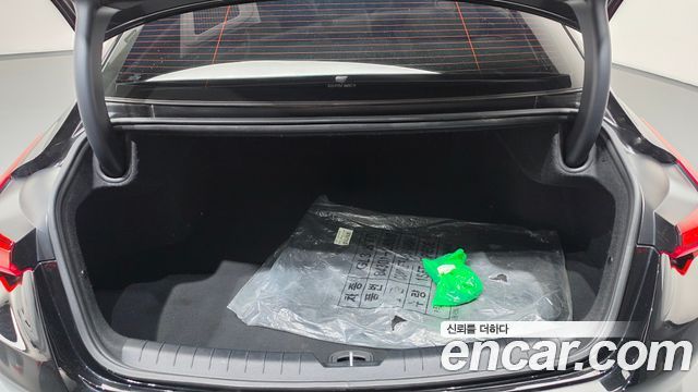 Kia K8 2.5 Gasoline 2WD Noblesse 2023 — фото 17