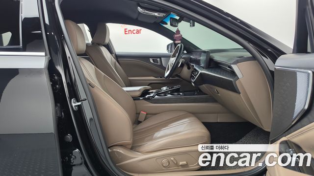Kia K8 2.5 Gasoline 2WD Noblesse 2023 — фото 26