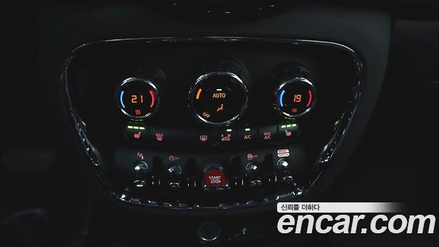 MINI Cooper Clubman Classic 2nd 2024 — фото 15