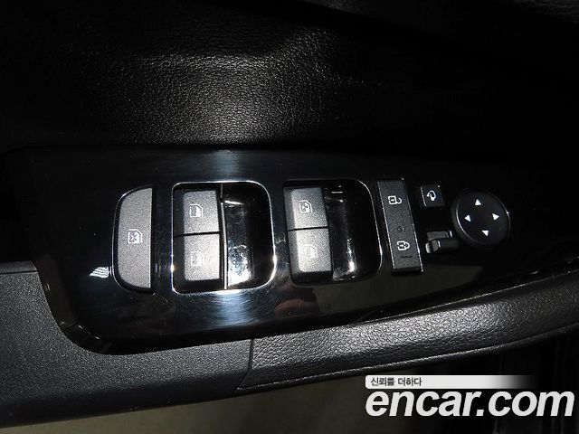 Kia Sportage (V) Diesel 2.0 2WD Prestige 2022 — фото 17