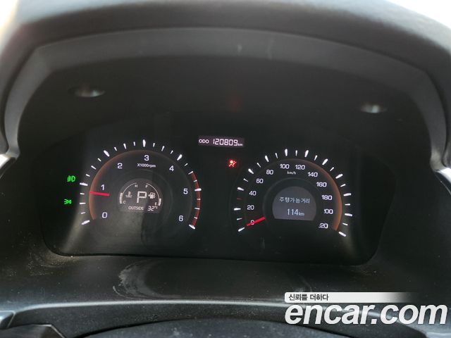 KG Mobility (SsangYong) Korando C 2.0 Advanture 60th Edition 2WD 2015 — фото 8