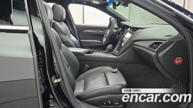 Cadillac CTS (III) 2.0 Premium 2018 — фото 26