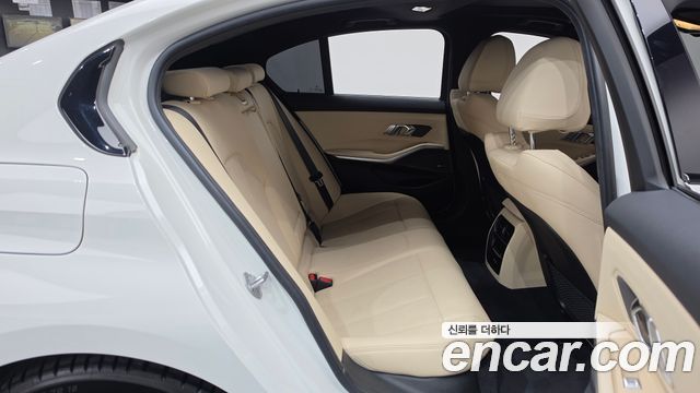 BMW 3 Series (G20) 320d xDrive M Sport 2023 — фото 11