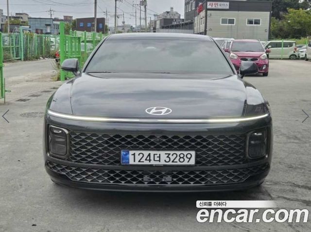 Hyundai Grandeur Hybrid (GN7) Calligraphy