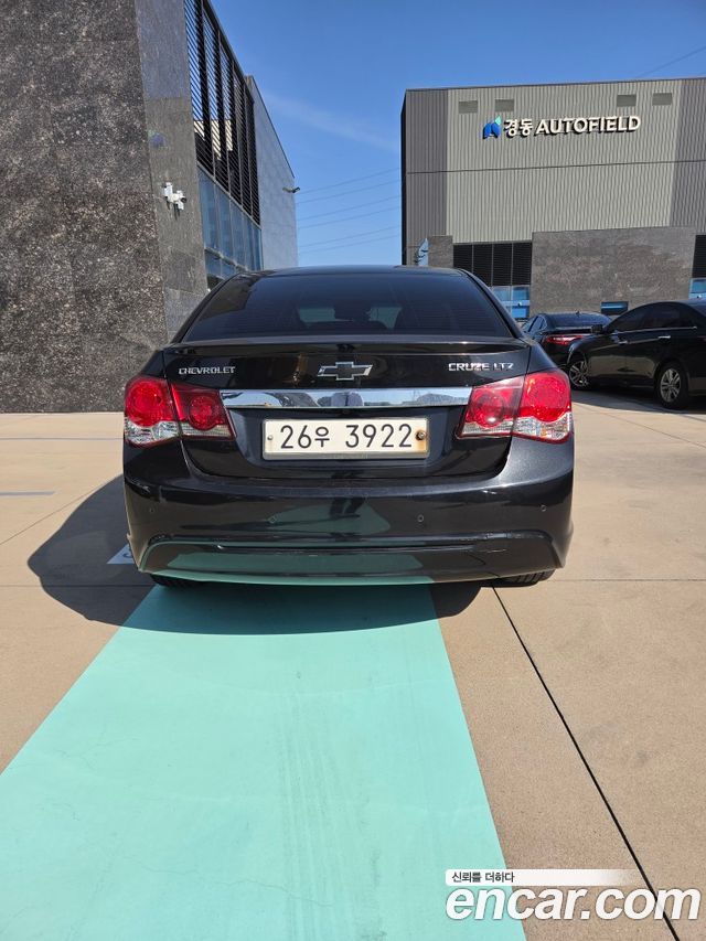 Chevrolet Cruze 2.0 LTZ+ The Perfect Black 2014 — фото 4