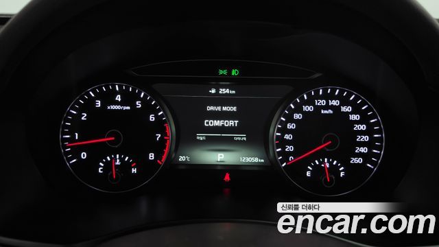 Kia K7 3.3 GDI Limited Plus 2018 — фото 8