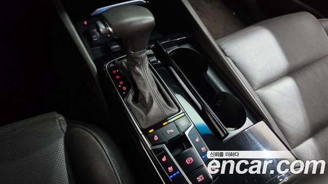 Kia K7 3.3 GDI Limited Plus 2018 — фото 9