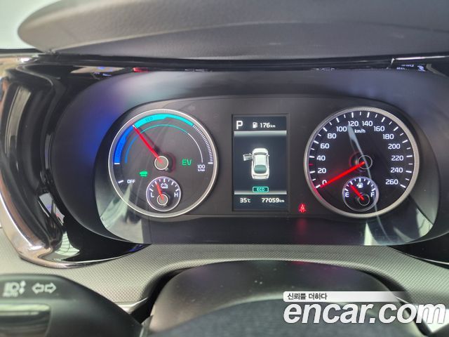 Kia K5 Hybrid (III) Prestige 2022 — фото 13