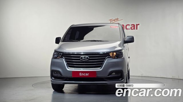 Hyundai Grand Starex Wagon 11-Seater Modern 2018 — фото 3