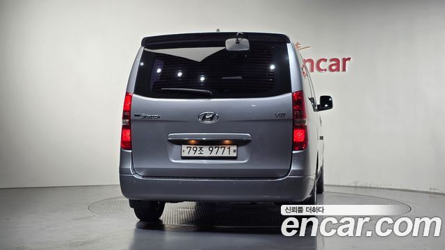 Hyundai Grand Starex Wagon 11-Seater Modern 2018 — фото 4