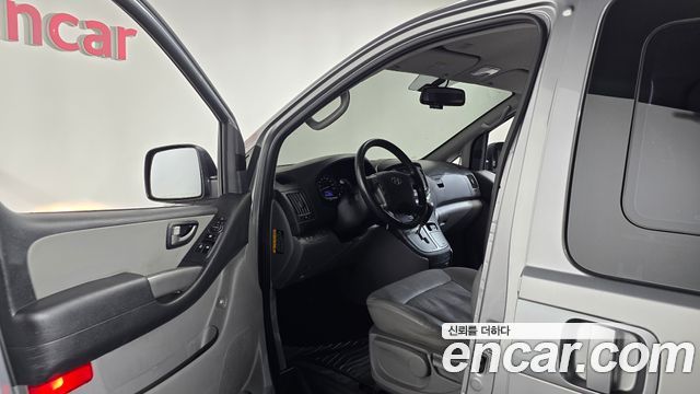 Hyundai Grand Starex Wagon 11-Seater Modern 2018 — фото 10