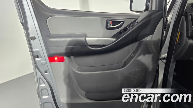 Hyundai Grand Starex Wagon 11-Seater Modern 2018 — фото 30