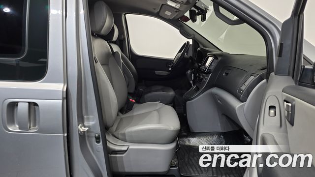 Hyundai Grand Starex Wagon 11-Seater Modern 2018 — фото 32