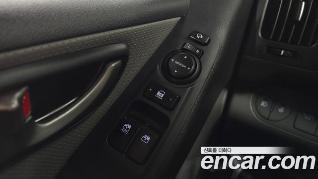 Hyundai Grand Starex Wagon 11-Seater Modern 2018 — фото 36