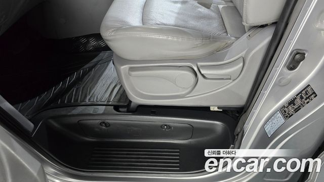 Hyundai Grand Starex Wagon 11-Seater Modern 2018 — фото 38