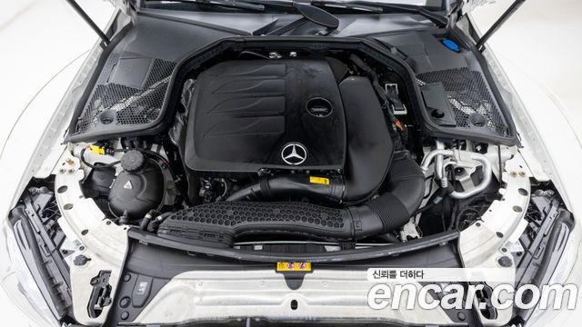 Mercedes-Benz C-Class (W205) C200 Cabriolet 2023 — фото 6