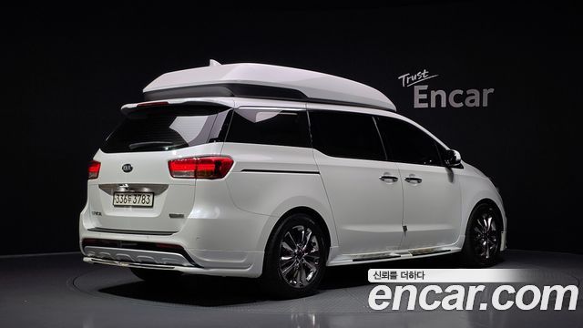 Kia Carnival 9-seater Hi-Limousine Noblesse 2016 — фото 2