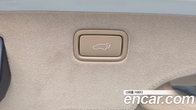 Kia Carnival 9-seater Hi-Limousine Noblesse 2016 — фото 28