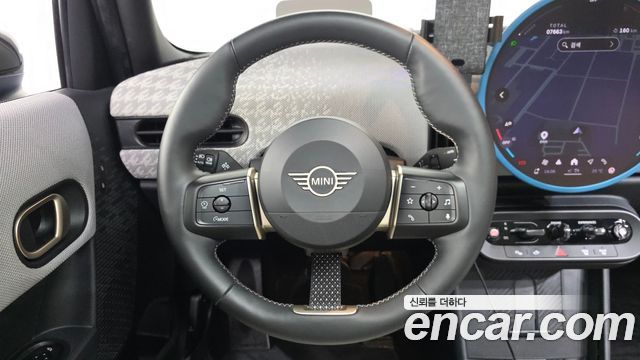 MINI Cooper S (IV) 5 Door Favoured 2025 — фото 13