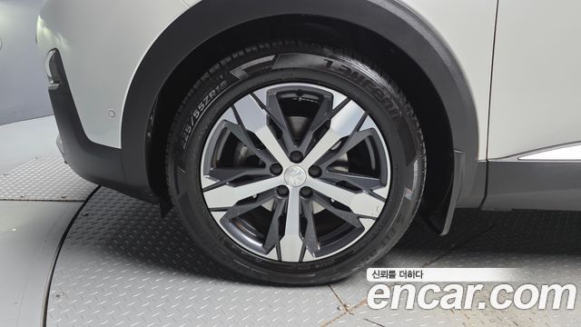 Peugeot 5008 (II) 1.6 BlueHDi GT Line 2019 — фото 5