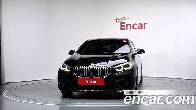 BMW 1 Series (F40) 120i M Sports 2023 — фото 3
