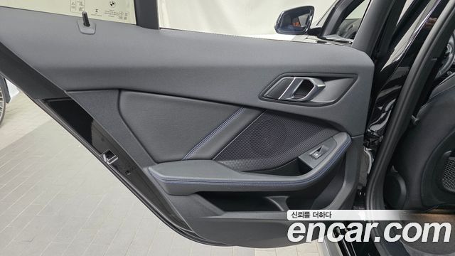 BMW 1 Series (F40) 120i M Sports 2023 — фото 25