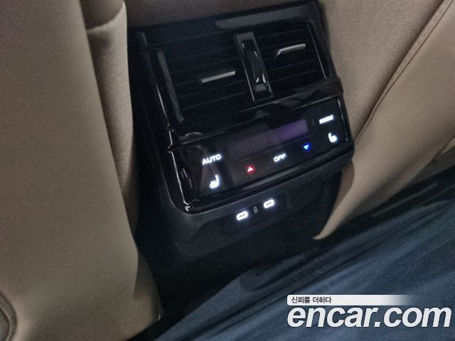 Renault Korea Grand Koleos 1.5 E-TECH Iconic 2WD 2025 — фото 16