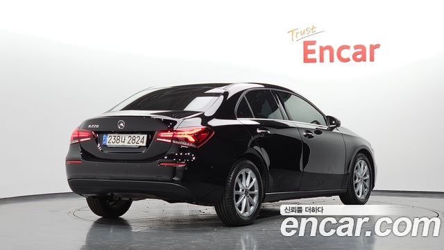 Mercedes-Benz A-Class (W177) A220 Sedan 2020 — фото 2