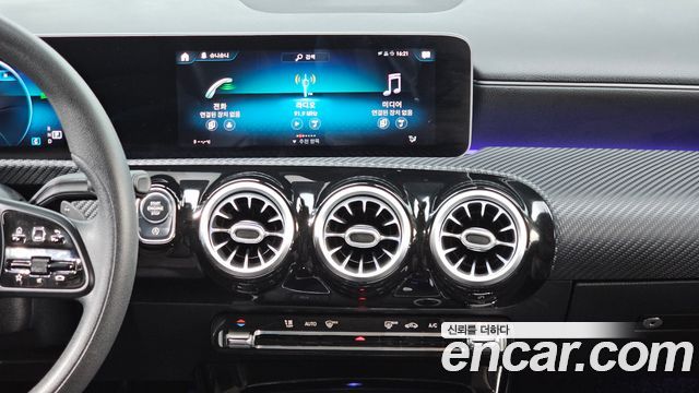 Mercedes-Benz A-Class (W177) A220 Sedan 2020 — фото 14