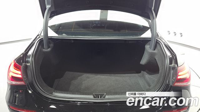 Mercedes-Benz A-Class (W177) A220 Sedan 2020 — фото 20