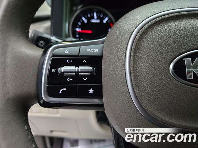 Kia Carnival (IV) Diesel 9-Seater Prestige 2021 — фото 15